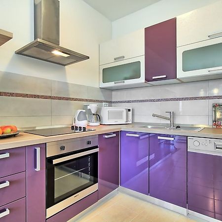 Summertime House With Apartment Умаг Экстерьер фото